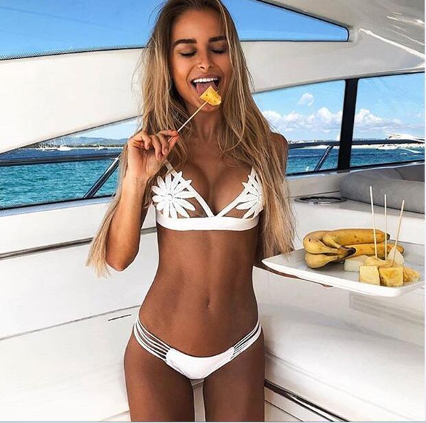 UTTU 2018 New High Neck Bikini Women Hollow Out Swimsuit Brazilian Beach Biquini Female Crop Bathing Suit Geomet Micro SwimWear